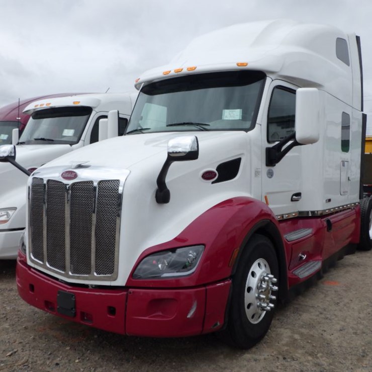 2020 PETERBILT 579