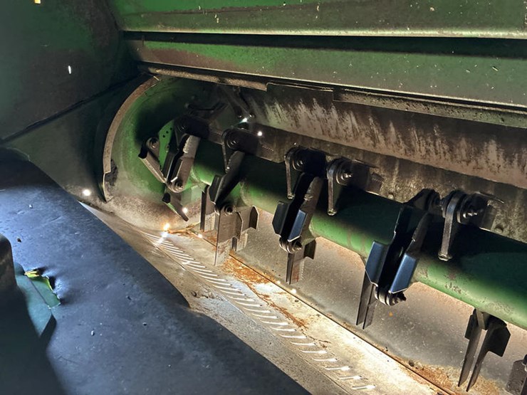 2012-john-deere-s670-image-54