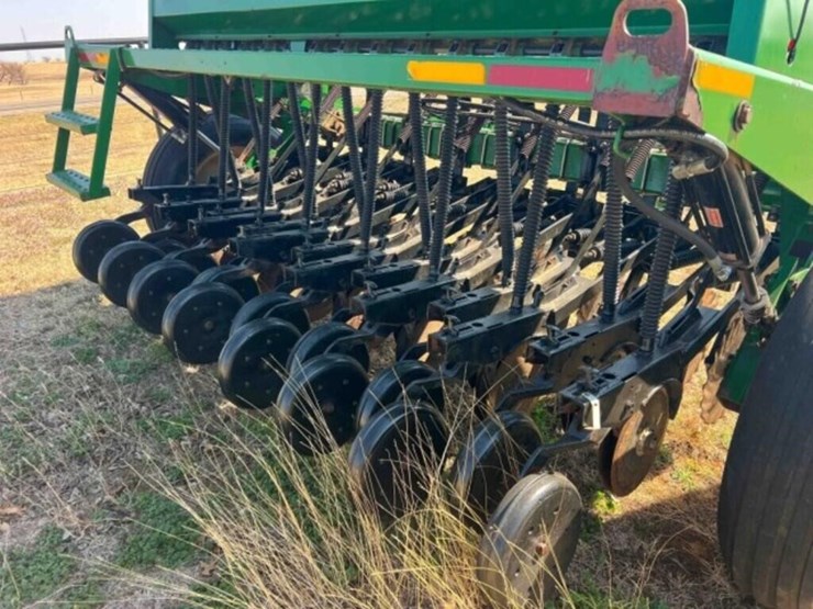 great-plains-10’-no-till-drill-image-8