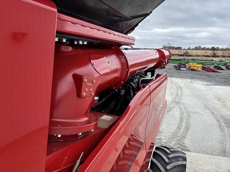 2024-case-ih-8250-image-90