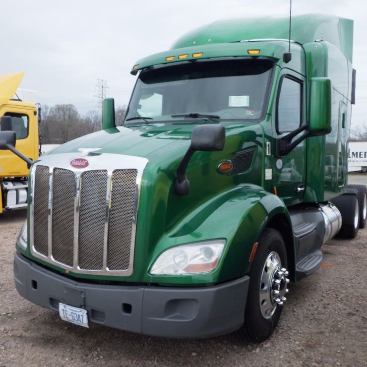 2019 PETERBILT 579