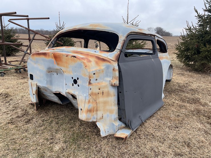 #4246-•-1948-chevy-coupe-body-image-1