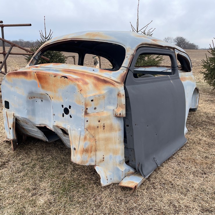 #4246 • 1948 Chevy Coupe Body