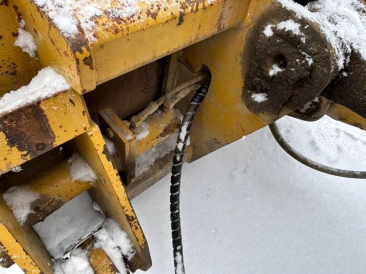 2001-caterpillar-928g-image-54