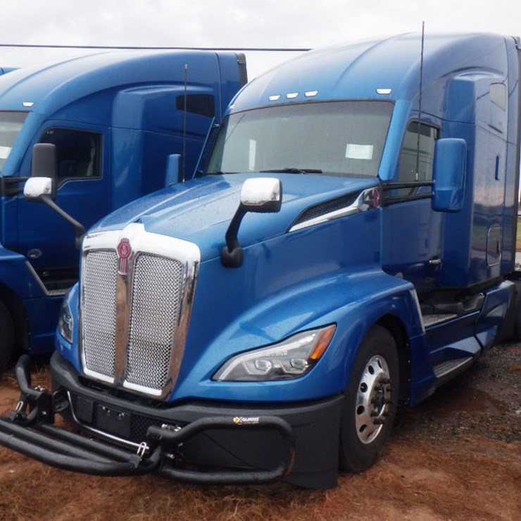 2023 KENWORTH T680