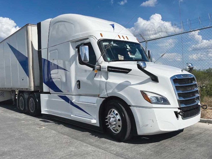 2022-freightliner-cascadia-126-image-1