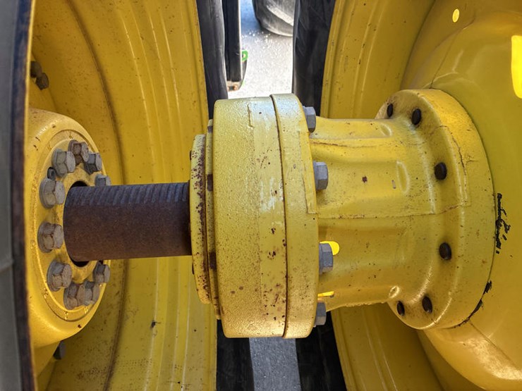 2013-john-deere-9510r-image-42