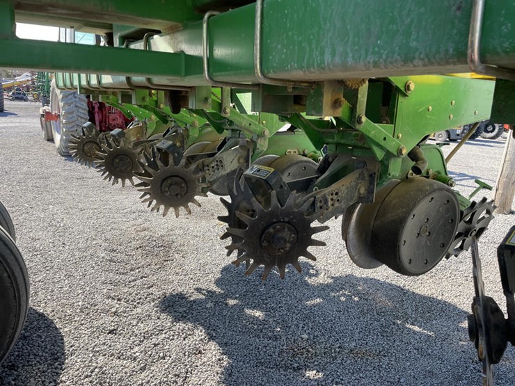 2004-john-deere-db90-image-64