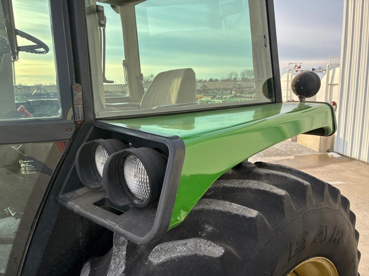 1990-john-deere-4455-image-30