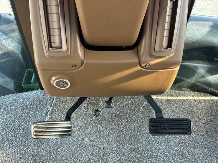 2010-john-deere-9430-image-68