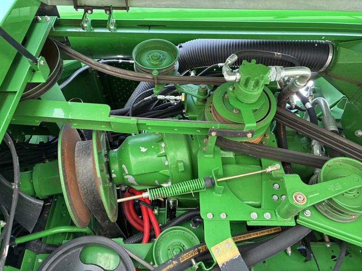 2013-john-deere-s690-image-61