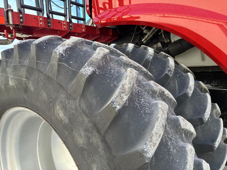 2010-case-ih-8120-image-43