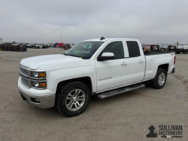 2015-chevrolet-silverado-1500-image-1