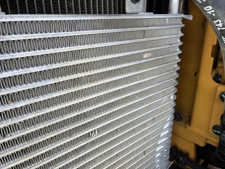 2021-caterpillar-303.5e2-cr-image-56