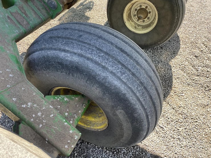 2004-john-deere-db90-image-55