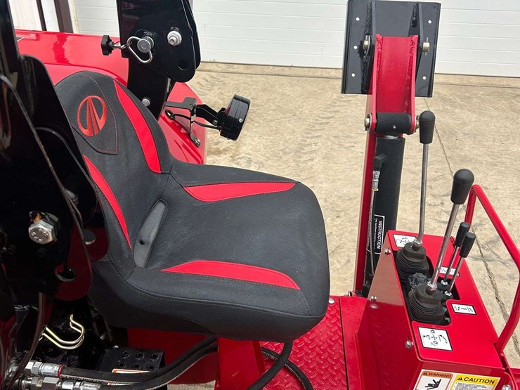 2024-mahindra-5145-image-14