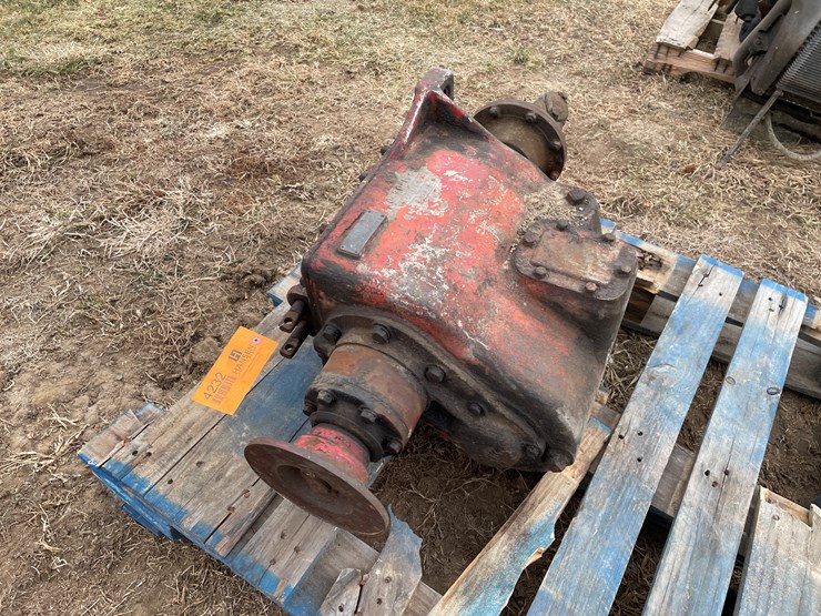 #4232-•-spicer-auxiliary-transmission-image-3