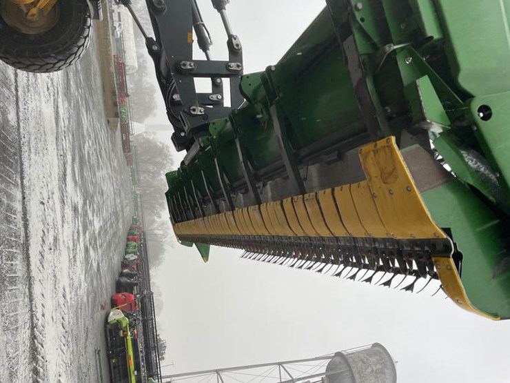 2014-john-deere-625f-image-21