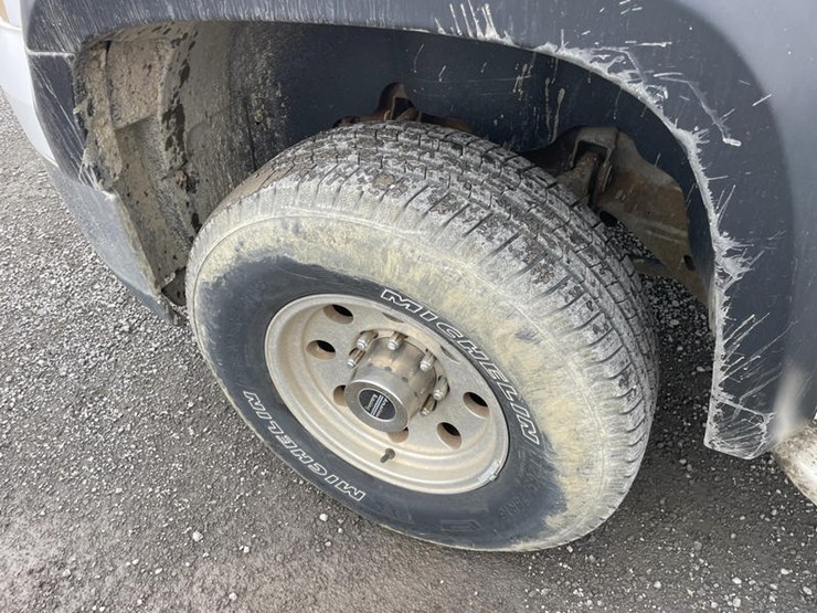 2008-gmc-sierra-2500hd-image-8