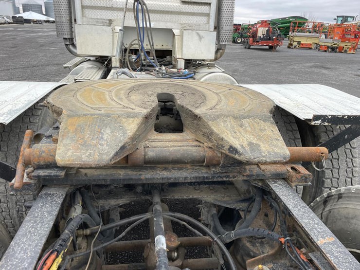 2000-caterpillar-c12-image-21