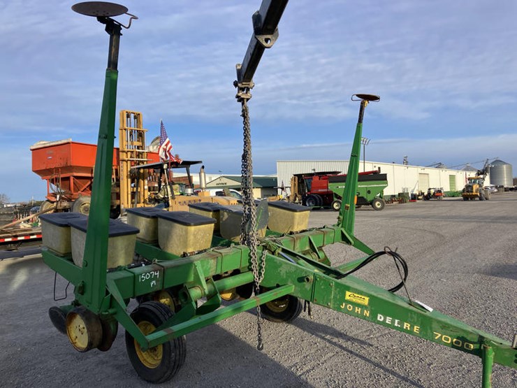 john-deere-7000-image-2