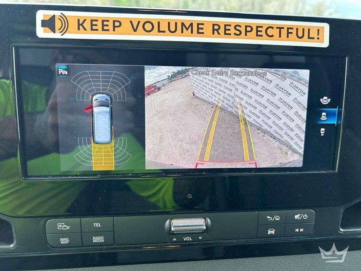 2021-mercedes-benz-sprinter-4500-image-21