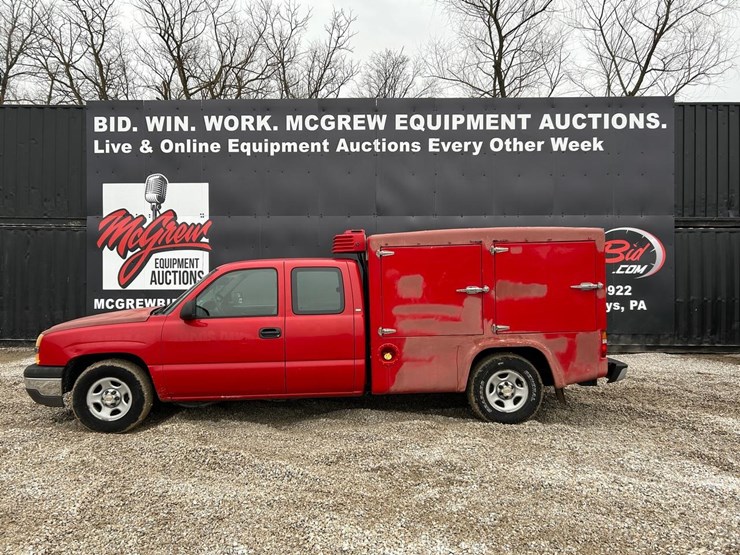 2004-chevrolet-1500-image-1