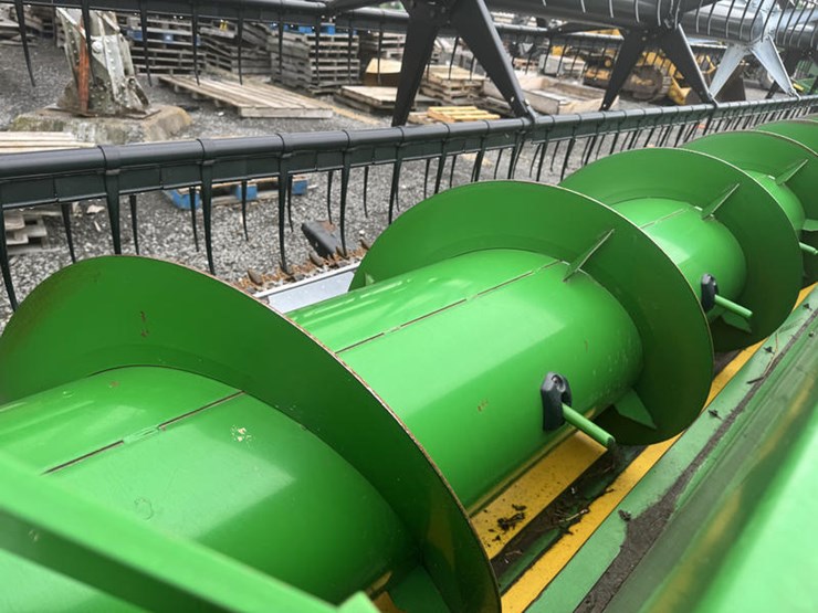 2004-john-deere-630f-image-4