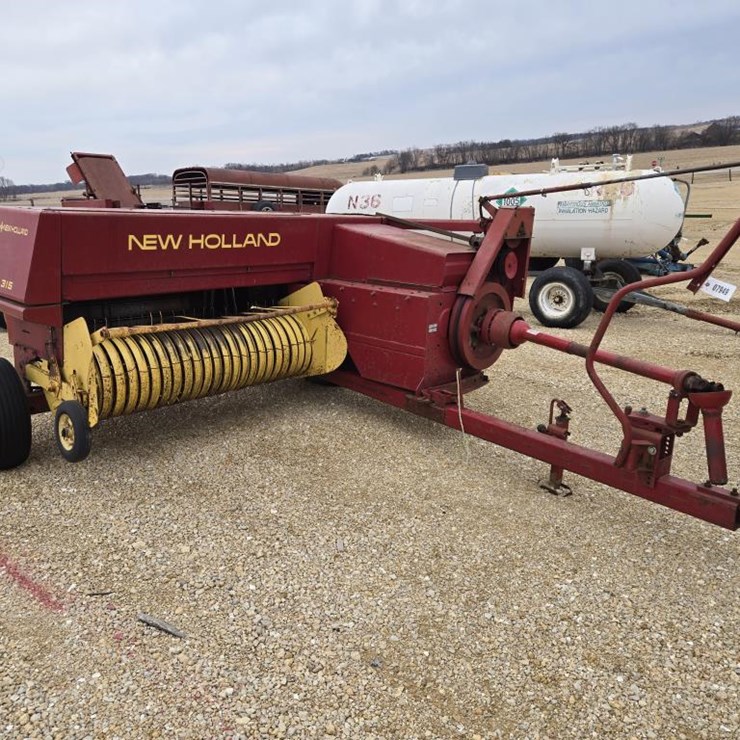 NEW HOLLAND 315