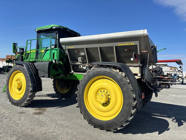 2022-john-deere-600r-image-4