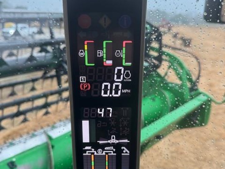 2014-john-deere-s680-image-42