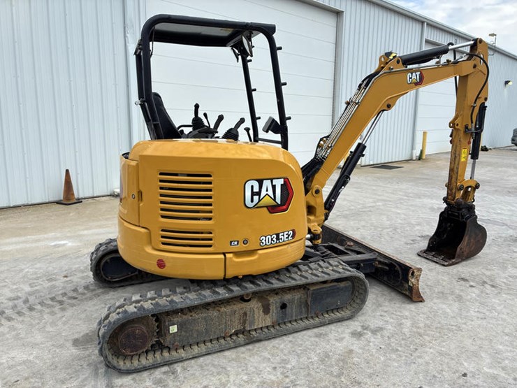 2021-caterpillar-303.5e2-cr-image-4