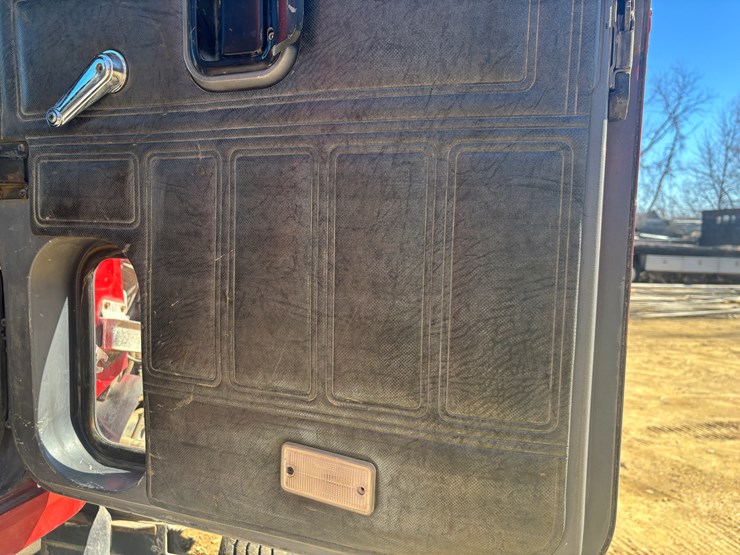 1993-mack-ch600-image-31