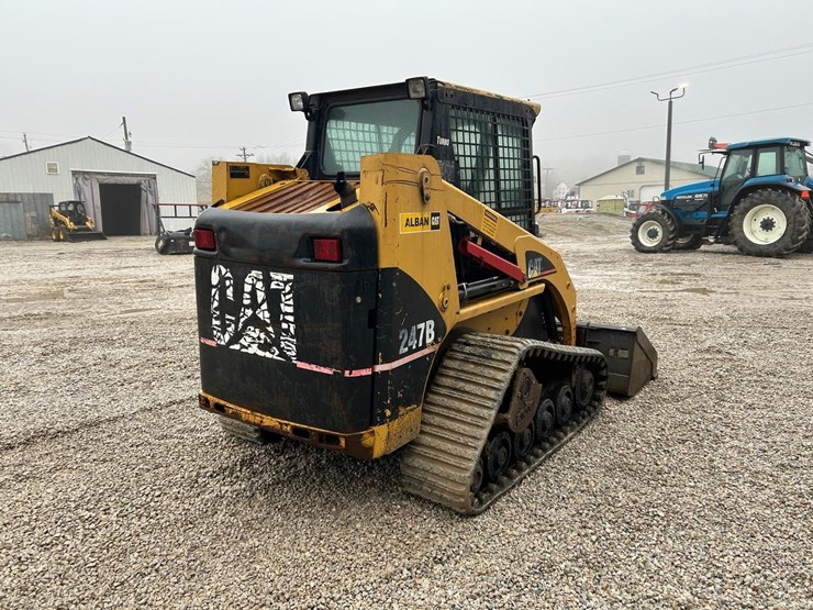 caterpillar-247b-image-4