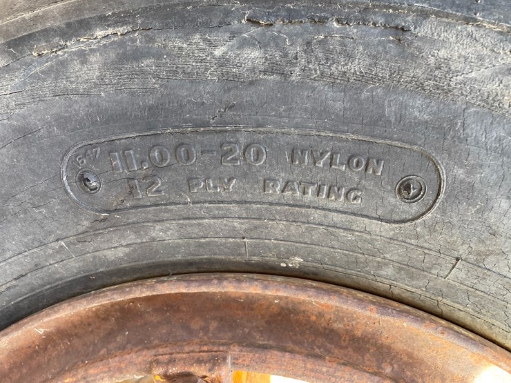 1963-mack-b61-image-10