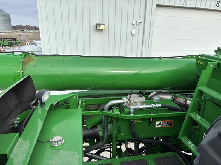 2013-john-deere-s690-image-86