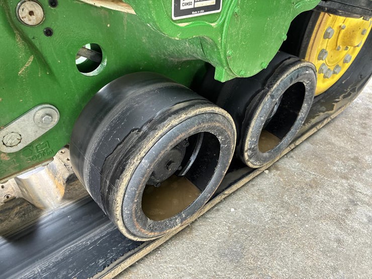 2021-john-deere-8rx-410-image-45