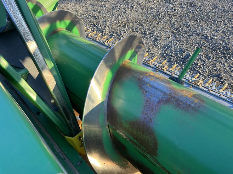 2005-john-deere-630f-image-14