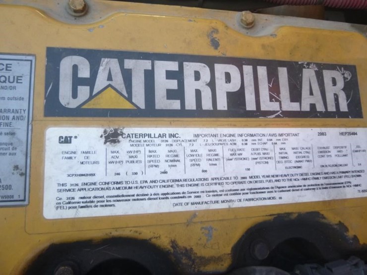 2004-freightliner-fl70-image-22