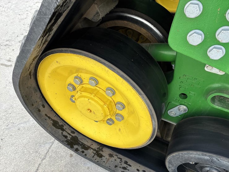 2023-john-deere-9rx-590-image-47