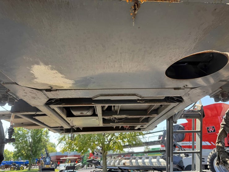 2011-hagie-sts10-image-14