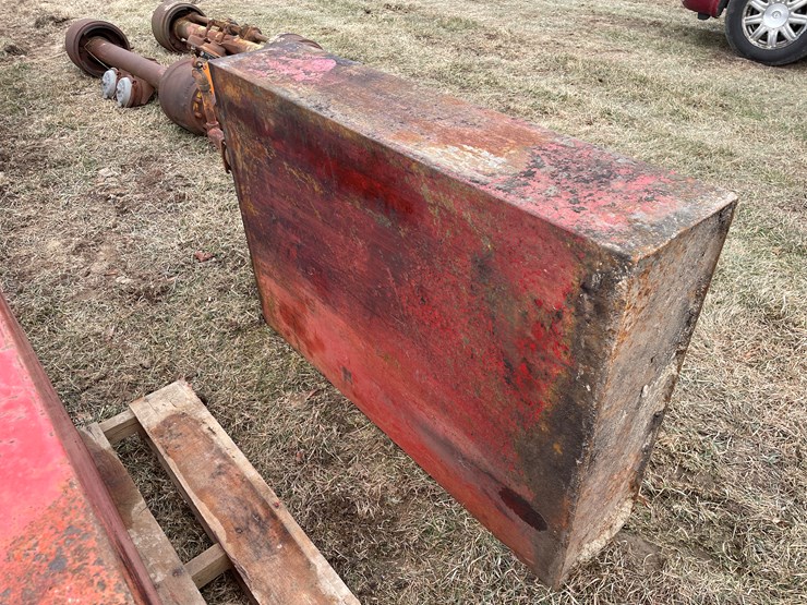 #4238-•-bennett-oil-dispensing-tank-image-4