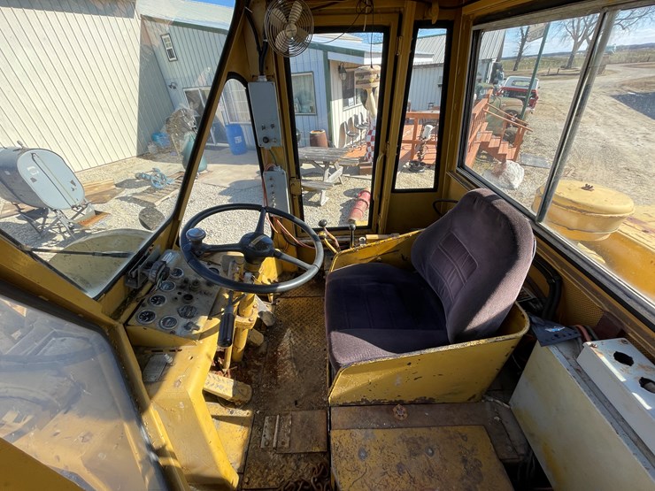 caterpillar-966c-image-34