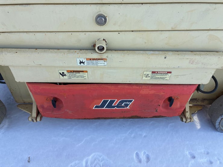 2007-jlg-2630es-image-8