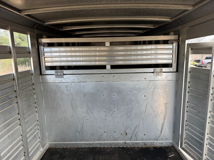 featherlite-24-ft-image-14