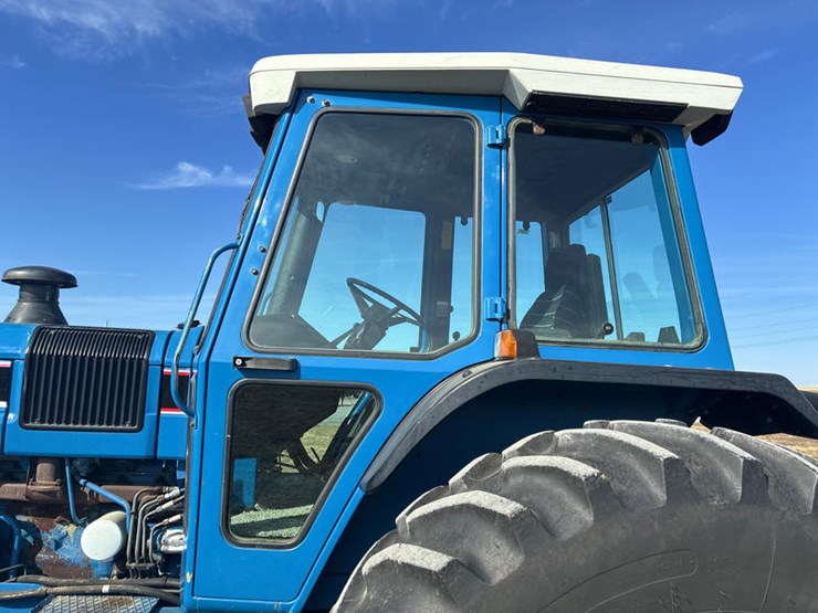 1990-ford-8730-image-25