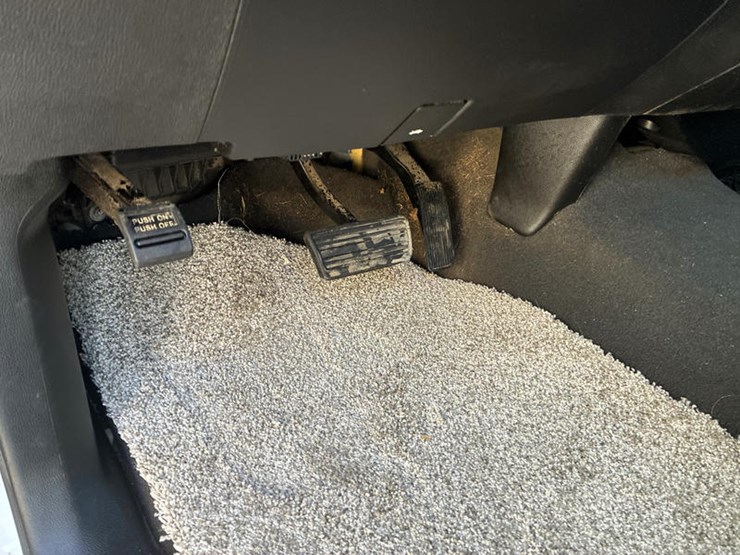 2019-chevrolet-2500-image-53