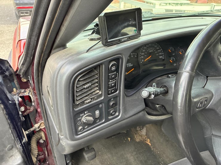 2003-chevrolet-silverado-1500-image-31