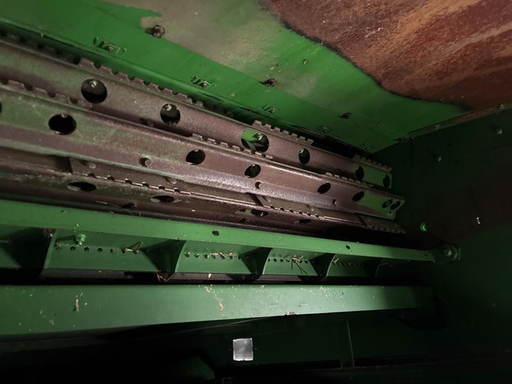 2012-john-deere-s680-image-62