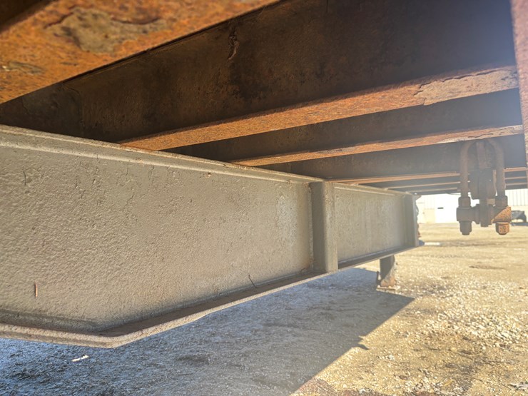 #2320-•-2008-interstate-30'-tri-axle-equipment-trailer-image-51